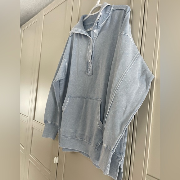 NWT Aerie Vintage Popover Polo Oversized Sweatshirt in “Cloud Wash” - Picture 9 of 14